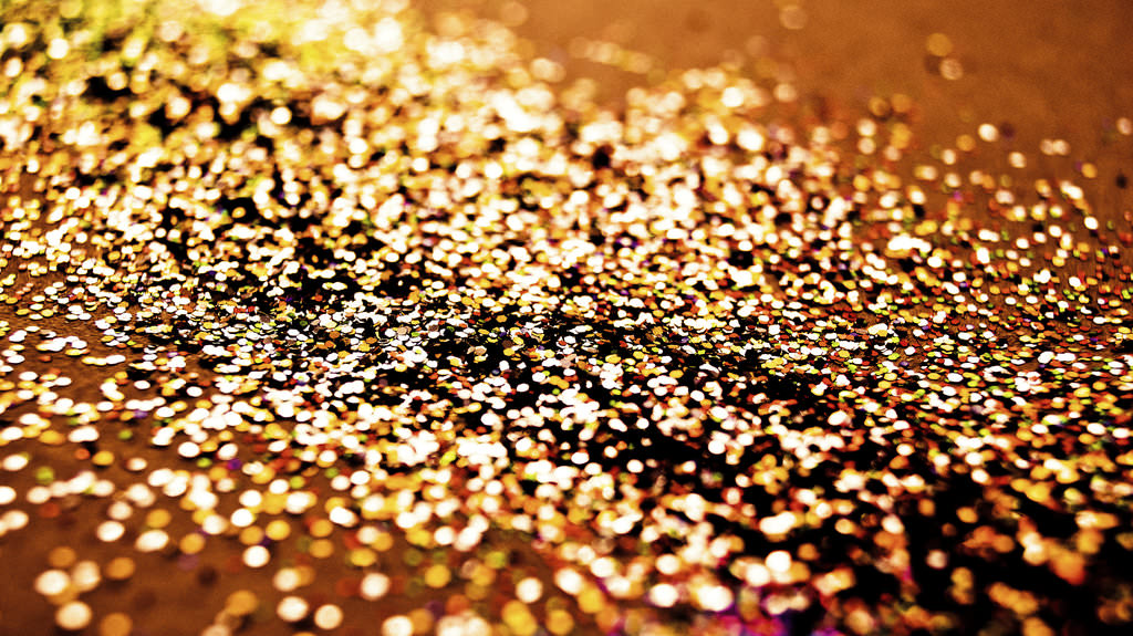 20 Gold Glitter Backgrounds Hq Backgrounds Freecreatives