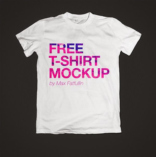 Free Simple T-shirt Mockup PSD
