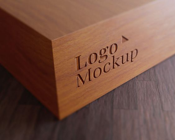 Premium PSD Logo mockup wood