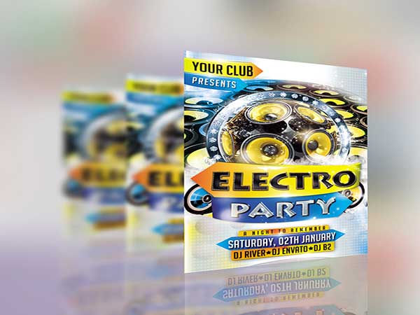 free-psd-flyer-mockup