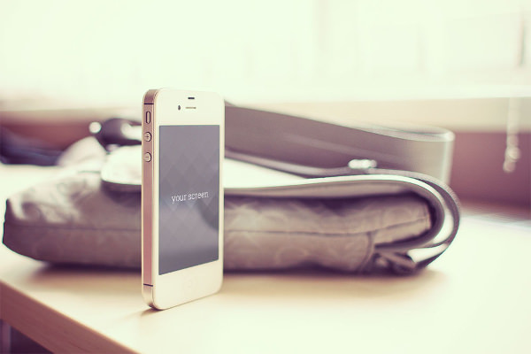 Free iPhone 5 Photorealistic Mockup