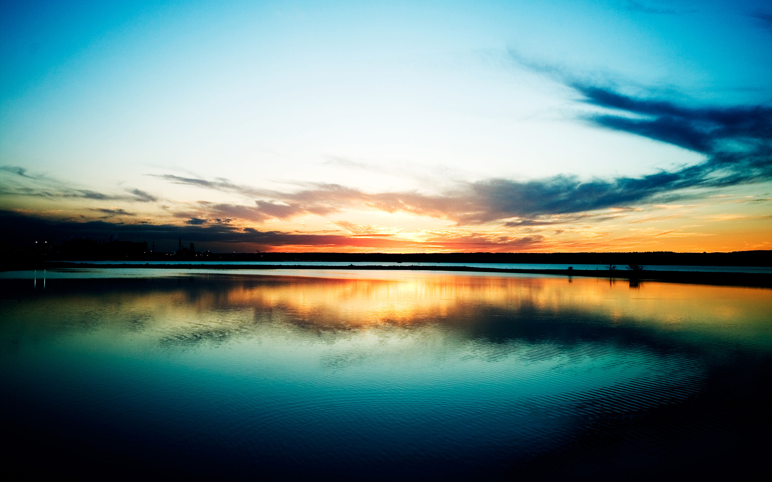 Sunset Reflection in Water Wallpaper
