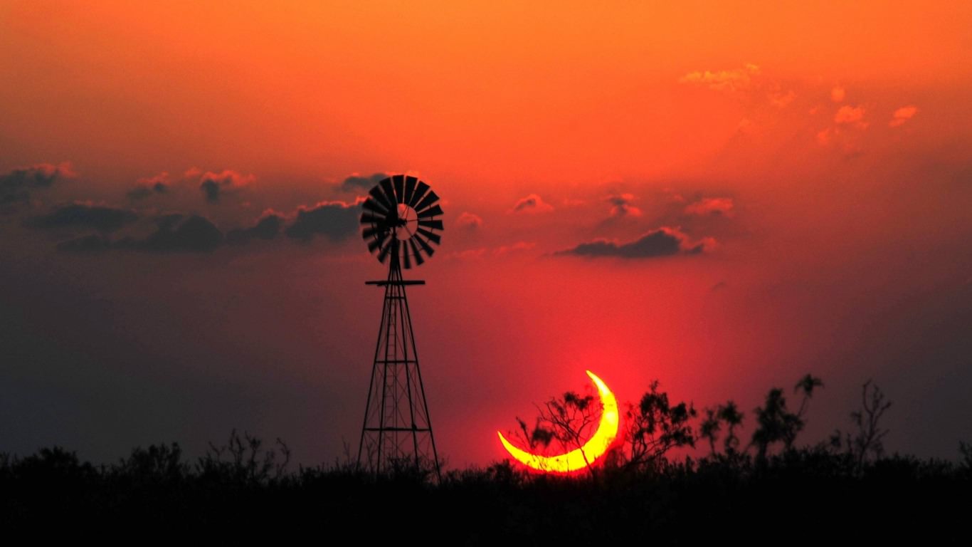 Texas solar Eclipse Wallpaper