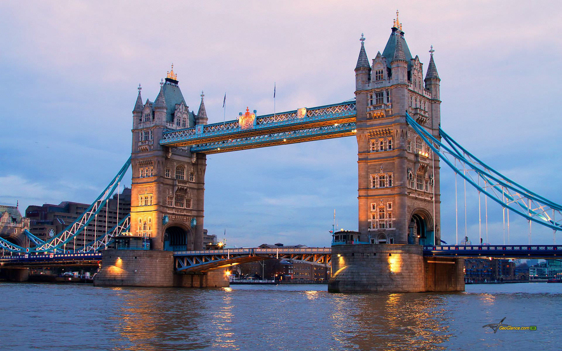 London Bridge Wallpaper