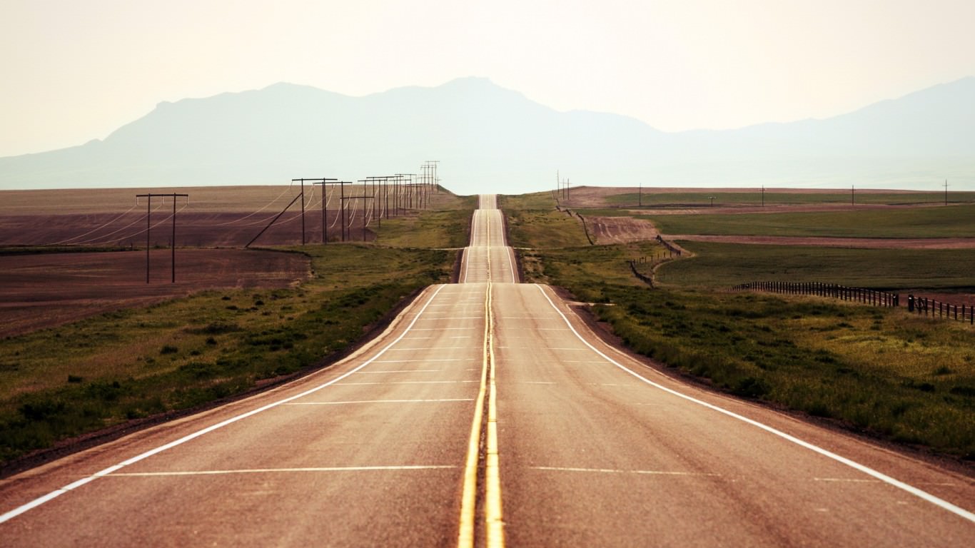 Long road Wallpapers Download | MobCup