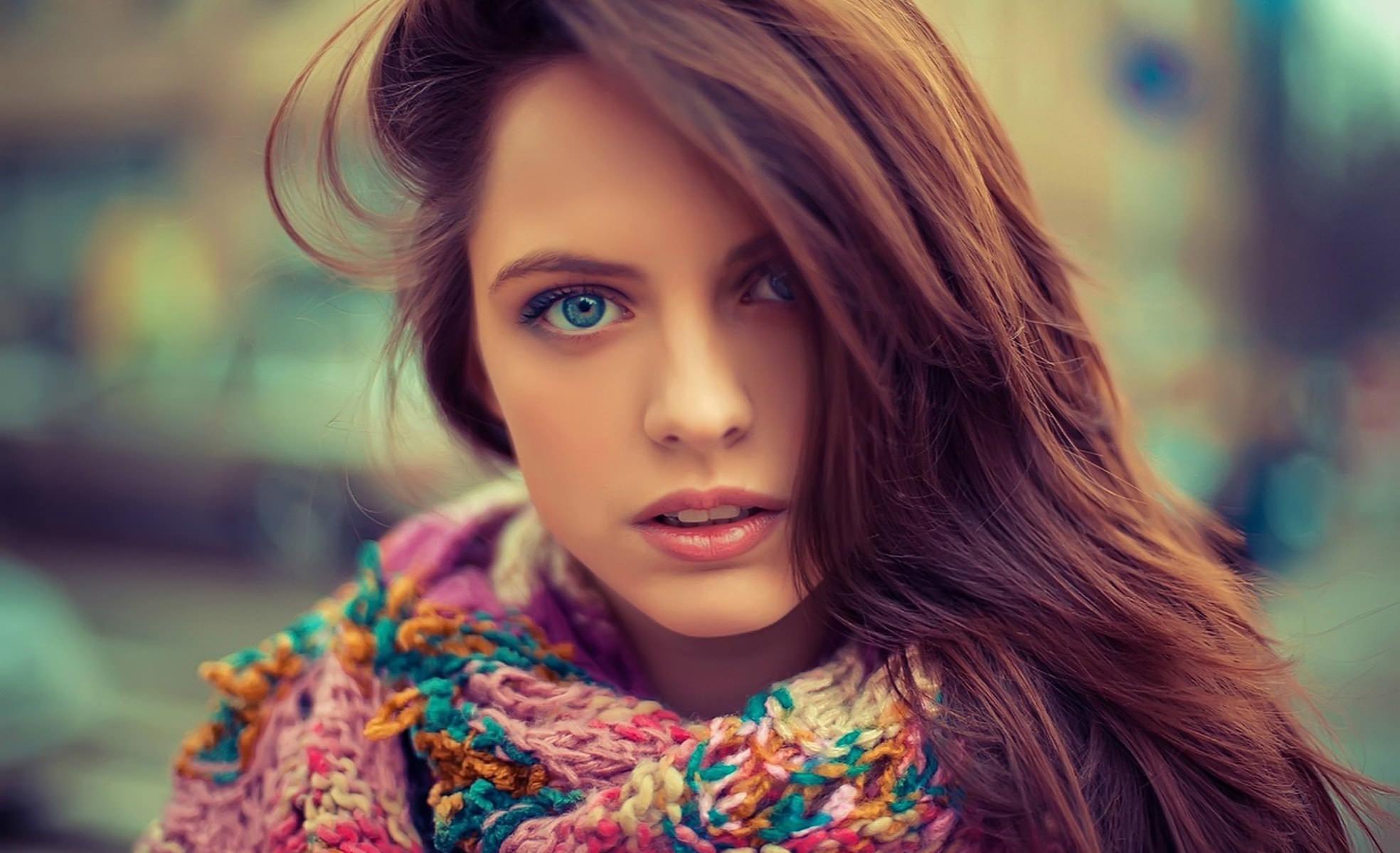 Pretty Girl with Blue Eyes Wallpaper