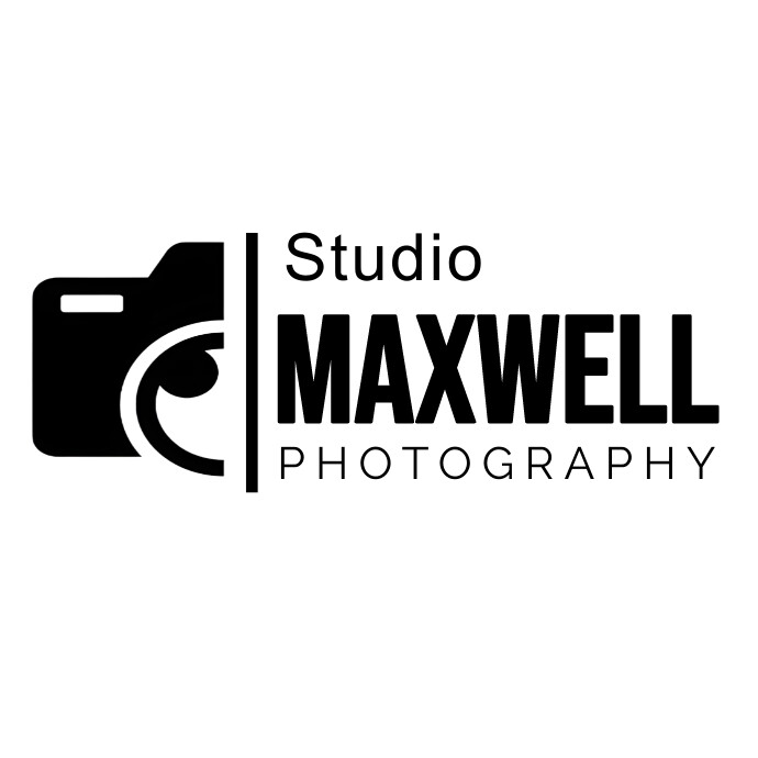 Modern and Minimal Photography Studio Logo