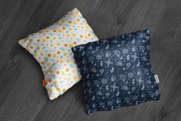 21+ Pillow Mockups | FreeCreatives