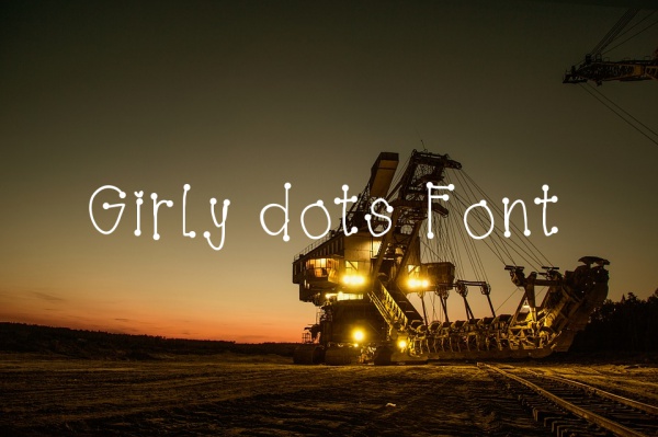 Girly dots Font